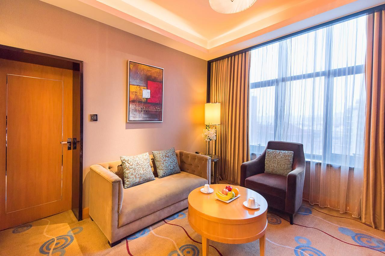 Howard Johnson Kaina Plaza Changzhou Changzhou  Exterior foto